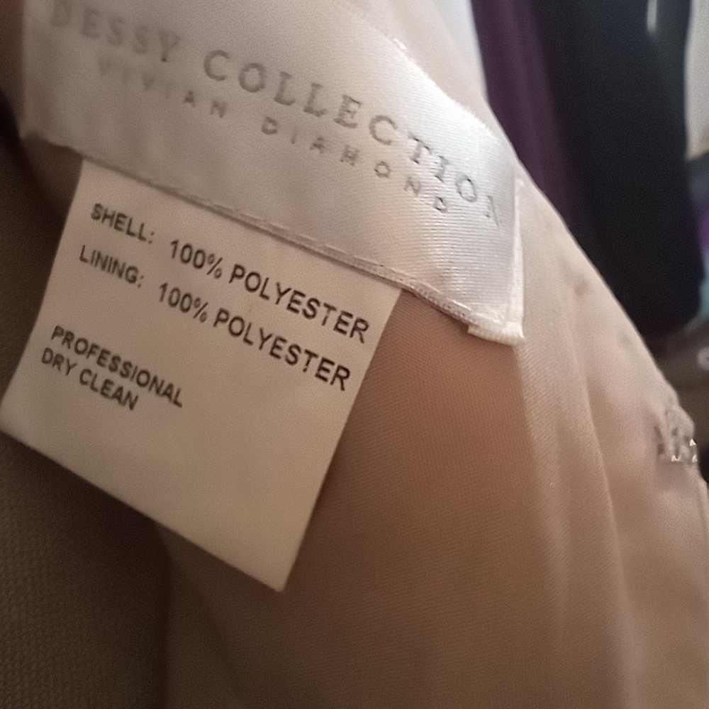 Dessy Collection Long Gown Chestnut beige Straps/Pleats/Sleeveless/V-back, 10 - Picture 2 of 14